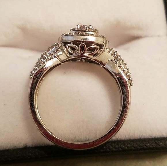 SOLD!Diamond Round Double Halo 10k gold Bridal Set - Picture 5 of 8